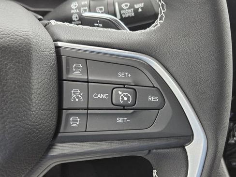 New 2026 Jeep Grand Cherokee Laredo X RWD image 19