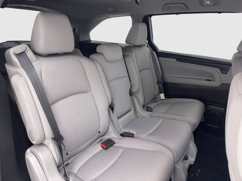 Used 2019 Honda Odyssey EX image 43