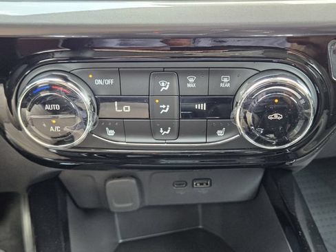 New 2026 Chevrolet Trax ACTIV w/ Driver Confidence Package FWD image 14