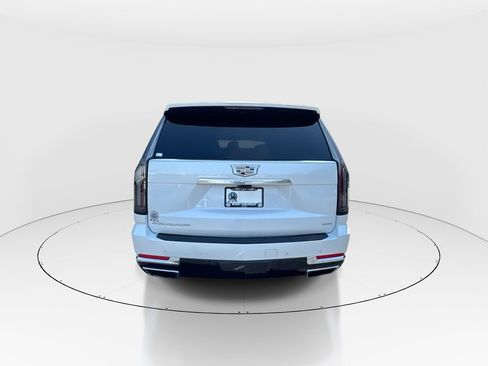 Used 2025 Cadillac Escalade Premium Luxury w/ Touring Package AWD/4WD image 7