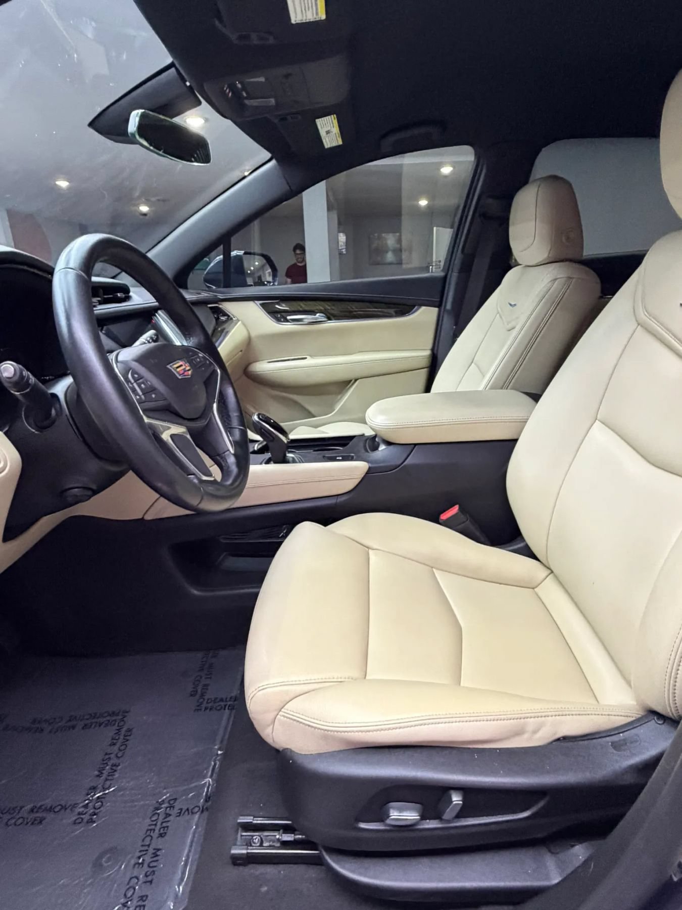 Used 2019 Cadillac XT5 FWD image 13