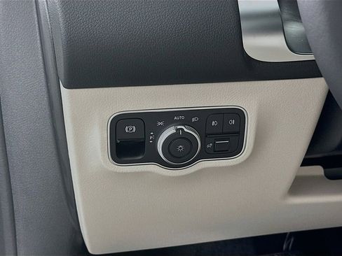 Certified 2026 Mercedes-Benz GLB 250 image 10