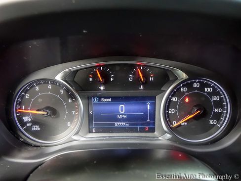 Used 2023 GMC Acadia SLE w/ Driver Convenience Package FWD image 14