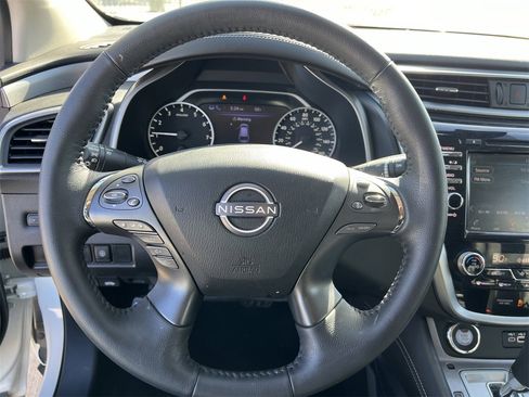 Certified 2023 Nissan Murano SV w/ SV Midnight Edition Package image 8