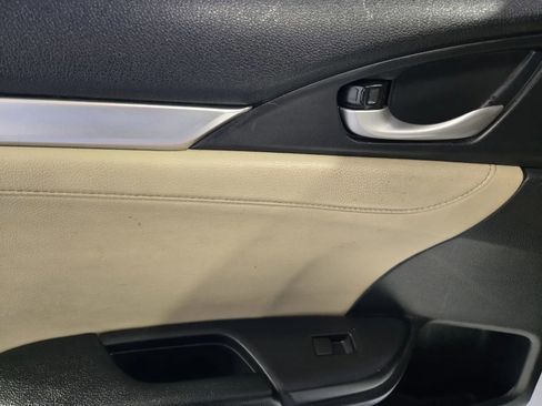 Used 2017 Honda Civic EX-L image 11