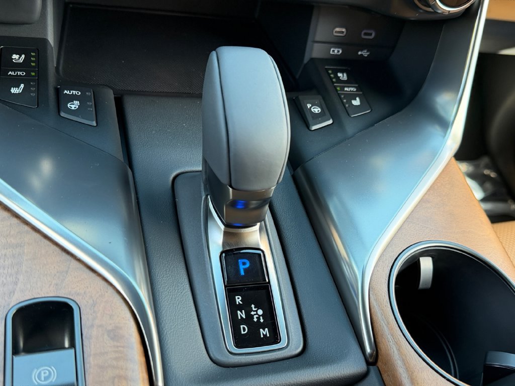 New 2026 Lexus LX 700h Luxury AWD/4WD image 24