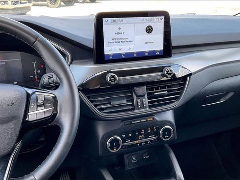 Used 2023 Ford Escape Active image 9