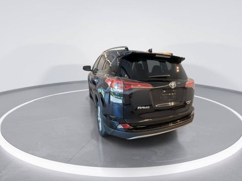 Used 2017 Toyota RAV4 Limited AWD/4WD image 6
