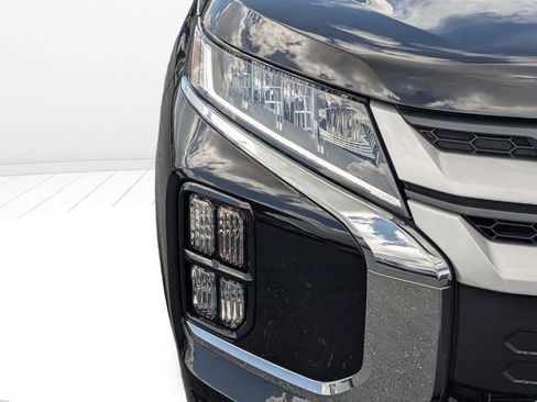 New 2026 Mitsubishi Outlander Sport ES image 9