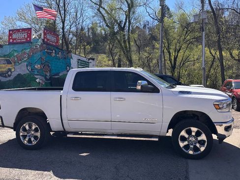 Used 2019 RAM 1500 Big Horn image 2