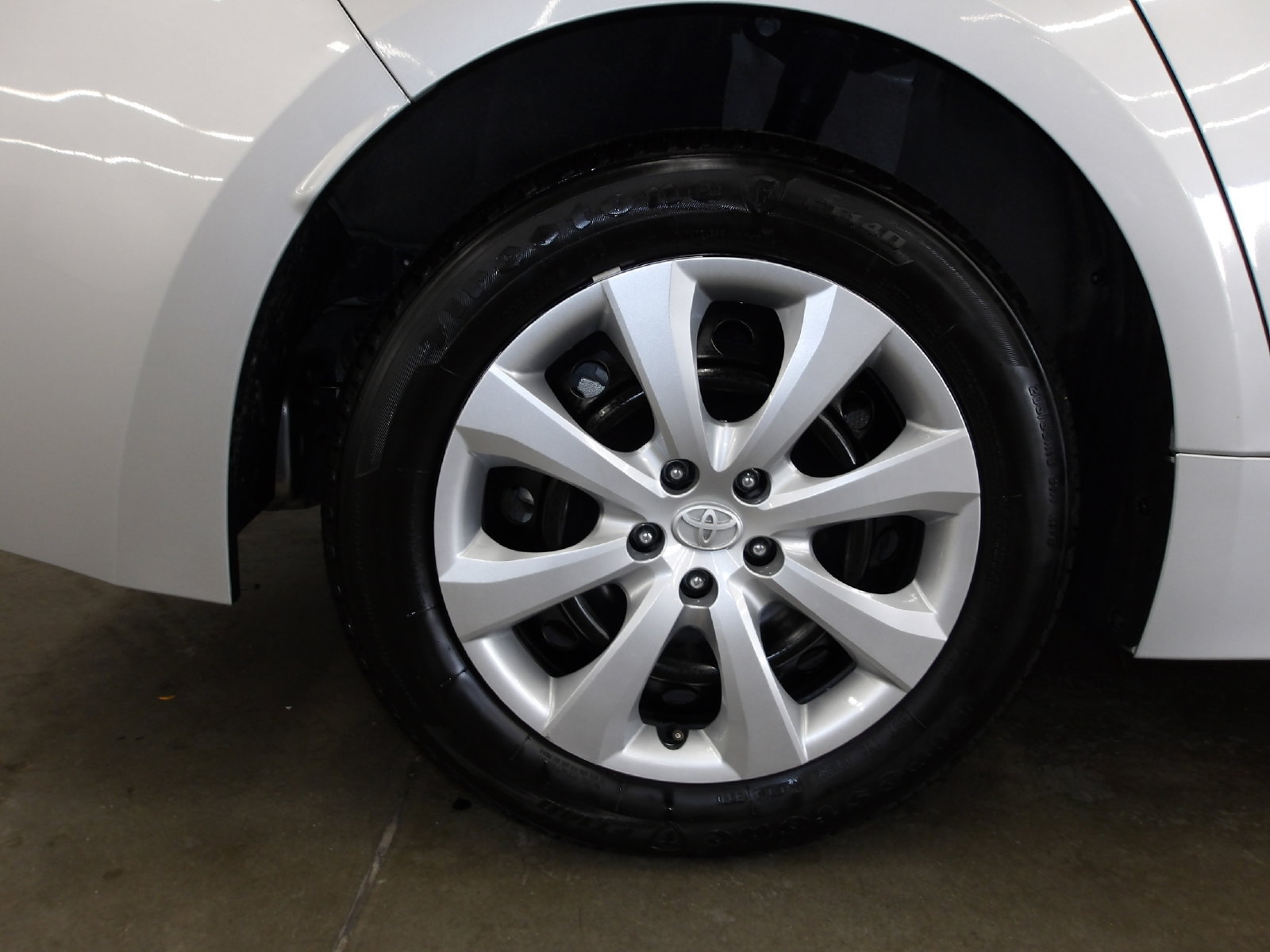 Used 2025 Toyota Corolla LE FWD image 20