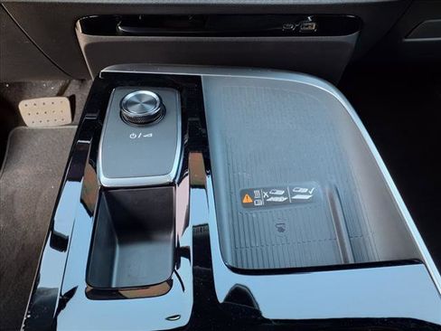 New 2025 Buick Enclave Sport Touring w/ Super Cruise Package image 15