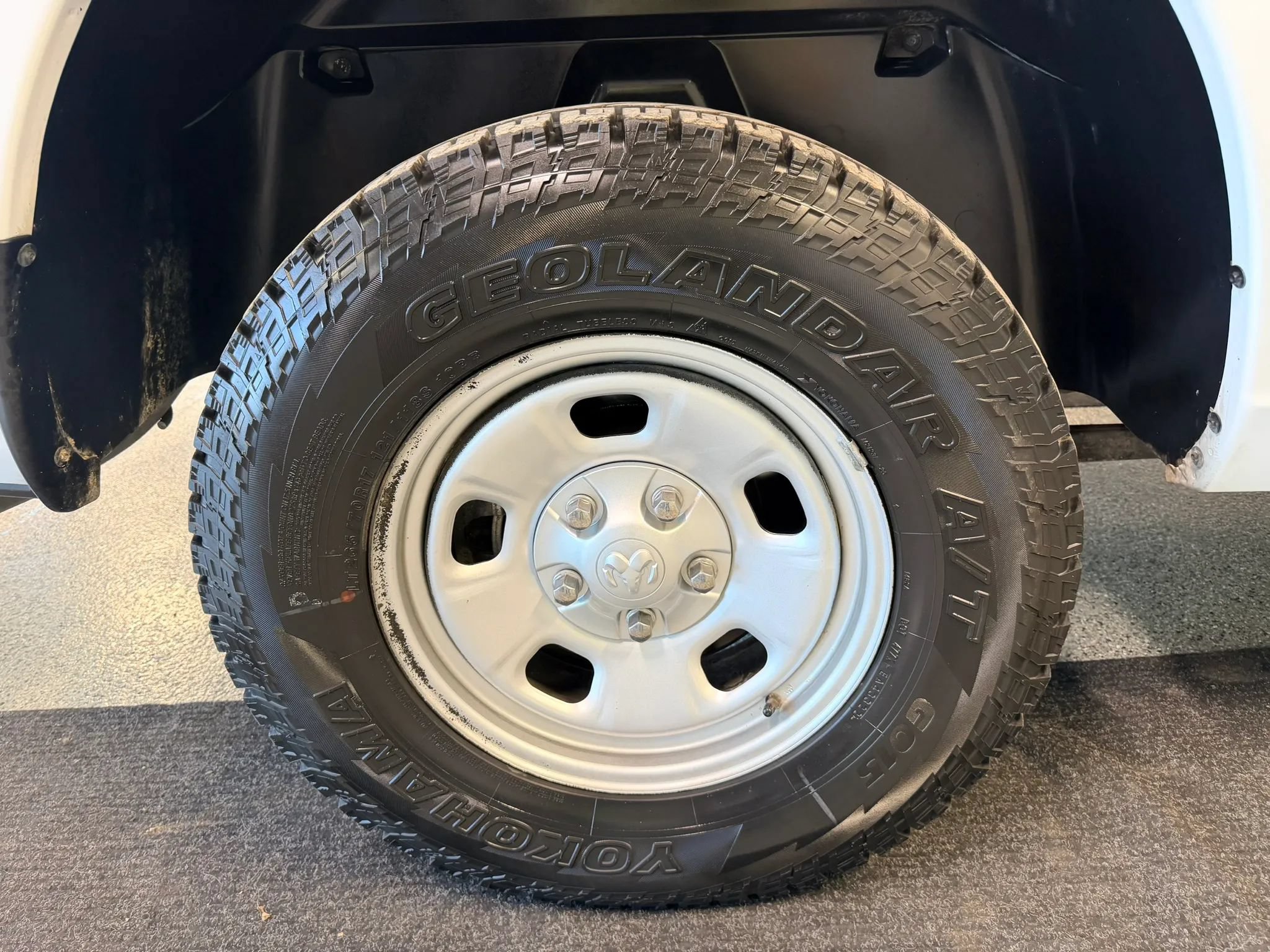 Used 2022 RAM 1500 Tradesman w/ Power & Remote Entry Group AWD/4WD image 23