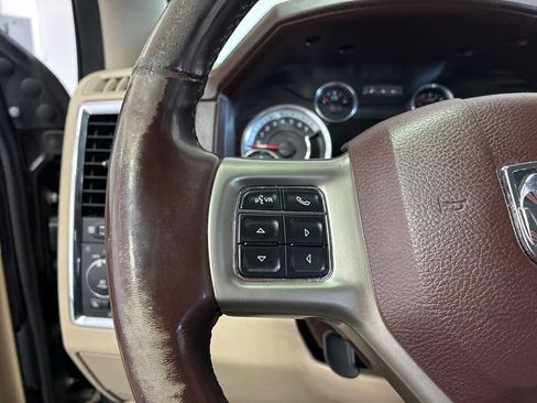 Used 2016 RAM 1500 Laramie AWD/4WD image 12