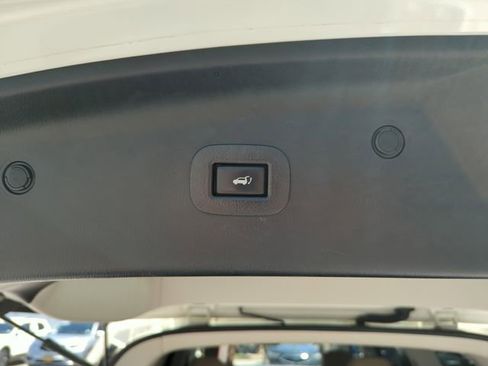 Used 2019 Nissan Armada SL w/ Premium Package image 31