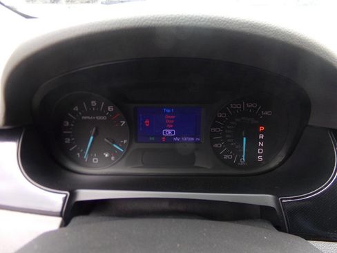 Used 2013 Ford Edge SE image 24