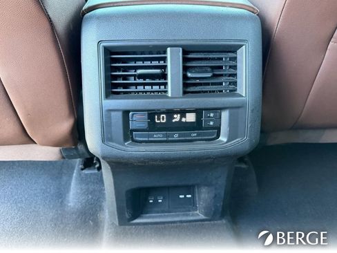 Used 2023 Volkswagen Atlas SE image 20