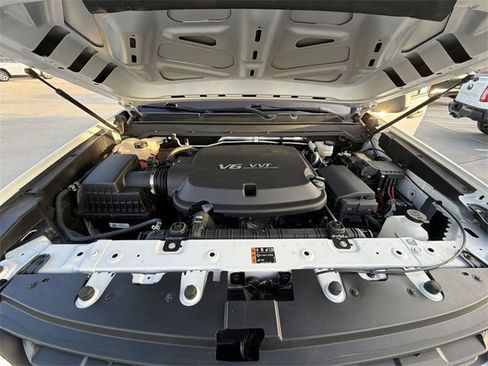 Used 2020 Chevrolet Colorado W/T w/ WT Convenience Package image 32