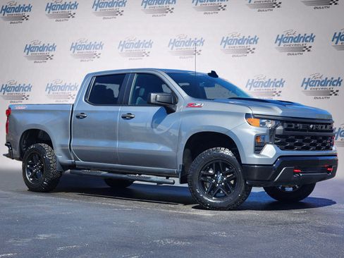 Used 2024 Chevrolet Silverado 1500 Custom Trail Boss image 2