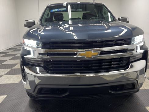 Used 2019 Chevrolet Silverado 1500 LT w/ All-Star Edition AWD/4WD image 22