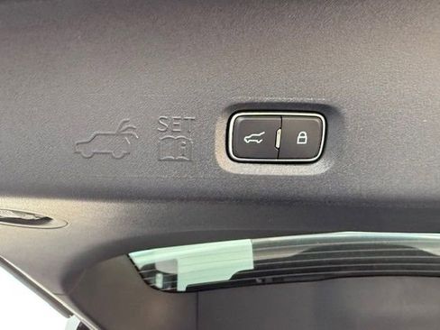 New 2025 Ford Expedition Max Platinum w/ Stealth Performance Package image 49