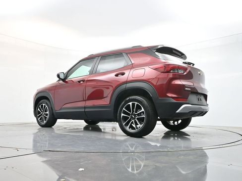 Used 2025 Chevrolet TrailBlazer LT FWD image 29