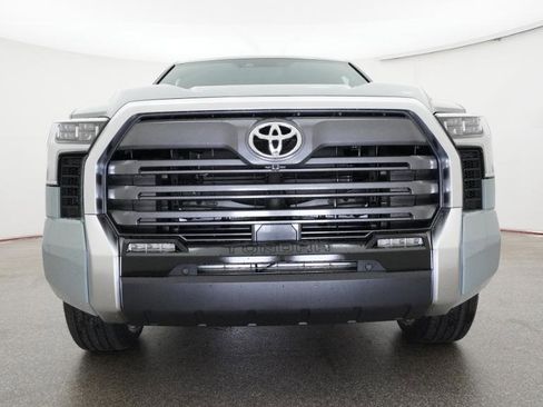 New 2026 Toyota Tundra Limited AWD/4WD image 8