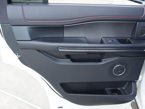 Used 2021 Ford Expedition Limited RWD image 38