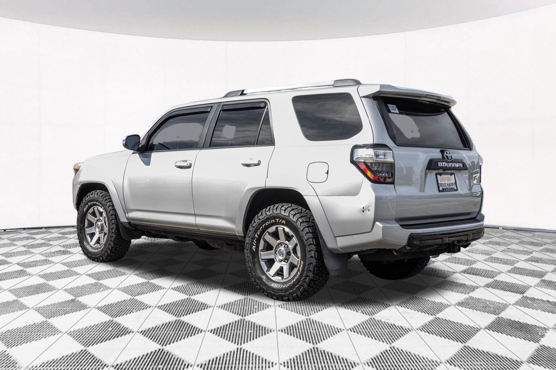 Used 2016 Toyota 4Runner Trail Premium AWD/4WD image 15