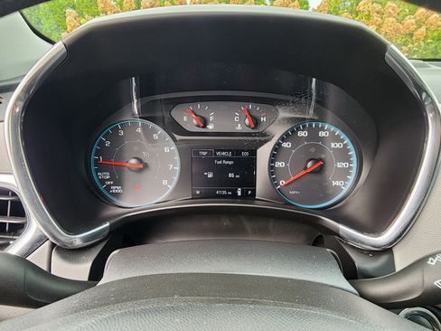 Used 2021 Chevrolet Equinox LS w/ LS Convenience Package image 30