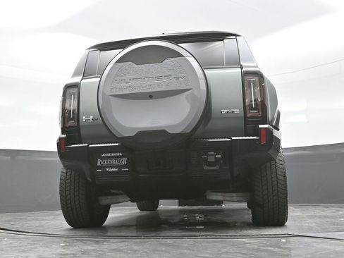Used 2024 GMC Hummer EV 3X image 30