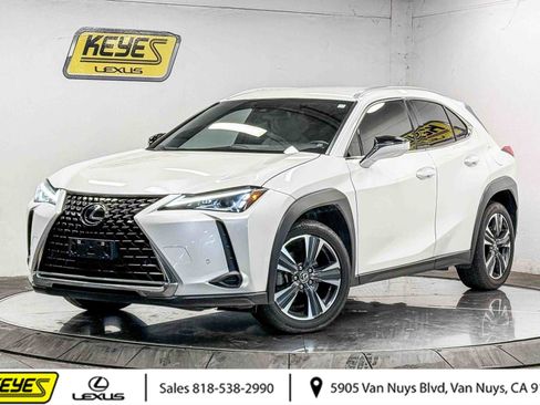 Used 2022 Lexus UX 200 w/ Accessory Package (Z2) FWD image 1