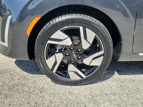Used 2023 Kia Soul GT-Line FWD image 5
