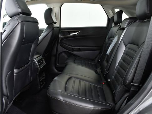 Used 2022 Ford Edge SEL w/ Convenience Package image 16