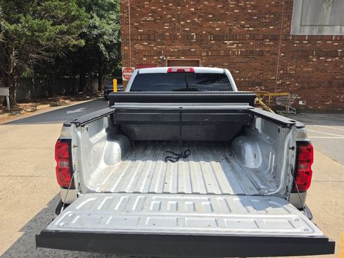 Used 2015 Chevrolet Silverado 1500 LT AWD/4WD image 5