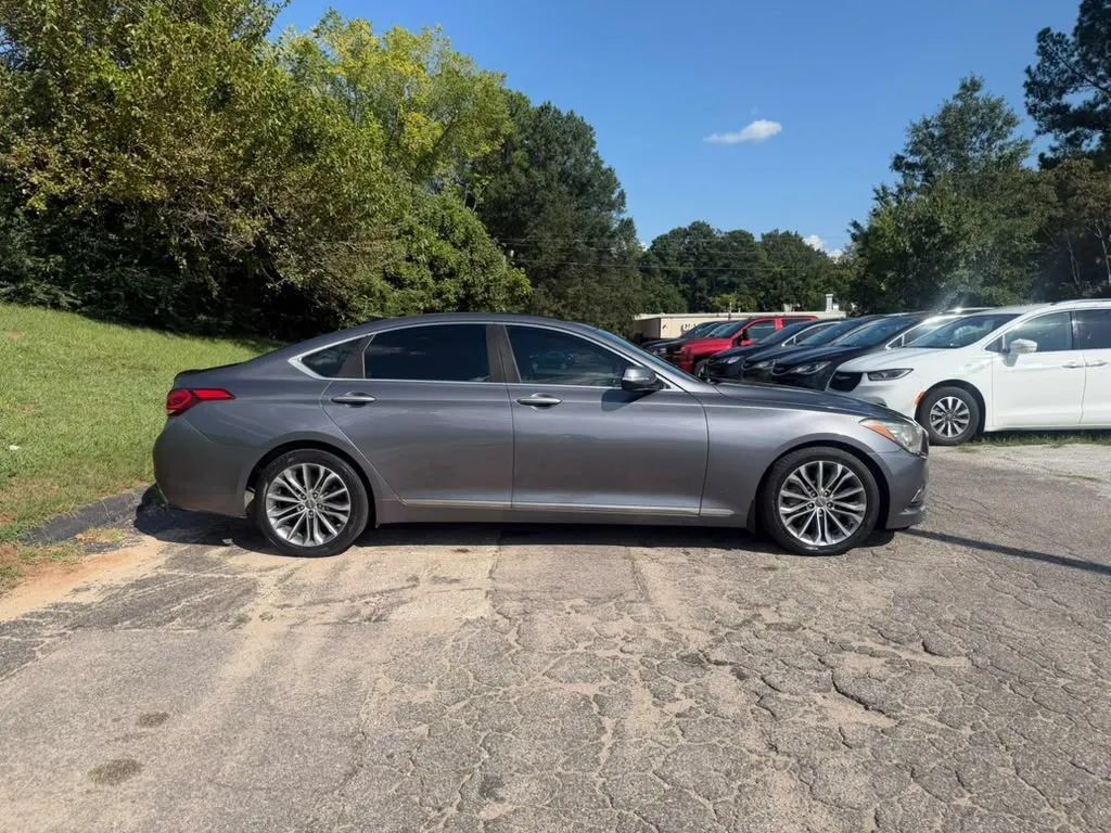 Used 2015 Hyundai Genesis 3.8 w/ Option Group 03 RWD image 4