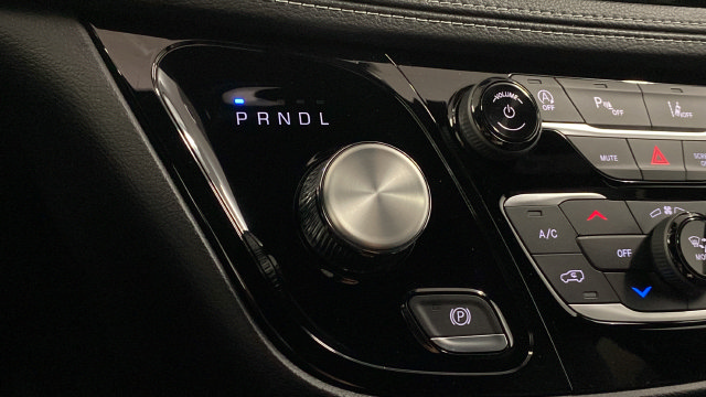 New 2027 Chrysler Pacifica Select FWD image 19