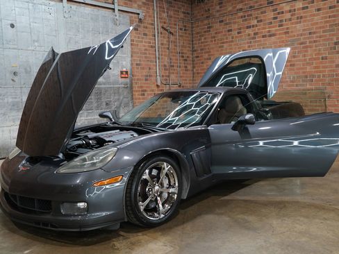 Used 2012 Chevrolet Corvette Grand Sport w/ 3LT Preferred Equipment Group image 25