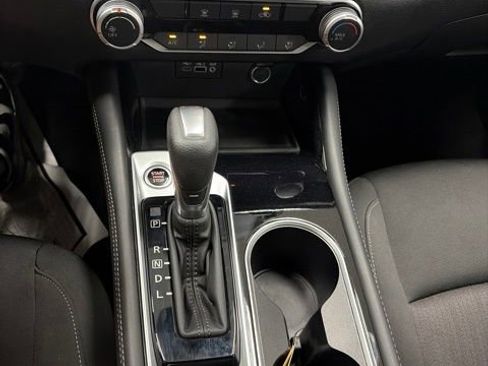 Used 2023 Nissan Altima 2.5 SV FWD image 21