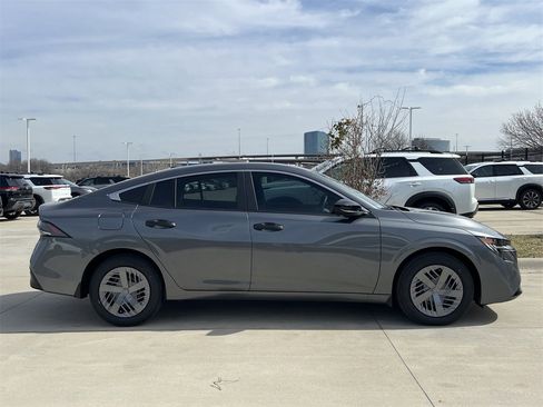 New 2026 Nissan Sentra S image 3