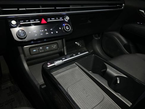 Used 2025 Hyundai Tucson Blue image 41