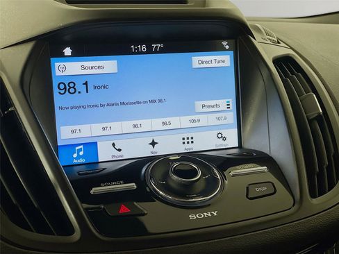 Used 2017 Ford Escape Titanium w/ Equipment Group 301A AWD/4WD image 18