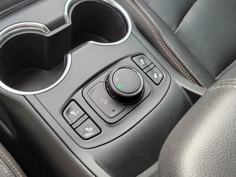 Used 2019 GMC Terrain SLT FWD image 37