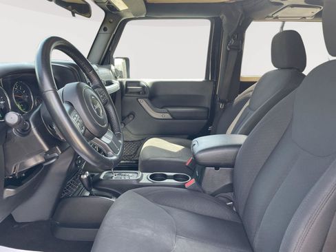 Used 2017 Jeep Wrangler Sport w/ Quick Order Package 24S AWD/4WD image 3