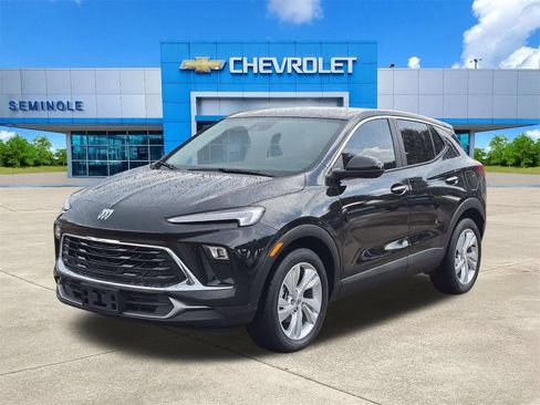 Used 2024 Buick Encore GX Preferred FWD image 2