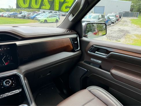 Used 2024 GMC Sierra 1500 Denali w/ Denali Reserve Package AWD/4WD image 20