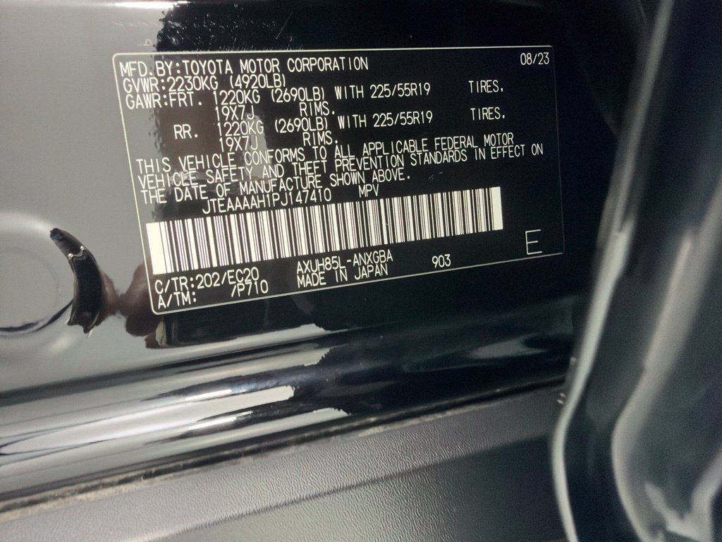 Used 2023 Toyota Venza XLE AWD/4WD image 14