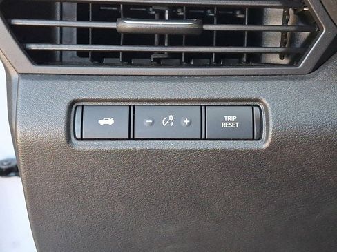Certified 2023 Nissan Altima 2.5 SR FWD image 25