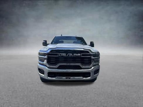 Certified 2026 RAM 2500 Big Horn AWD/4WD image 2