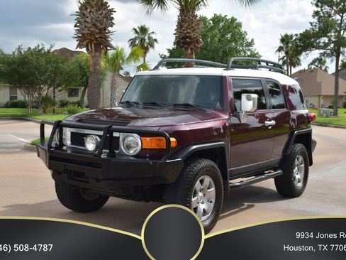 Used 2007 Toyota FJ Cruiser 4WD image 2